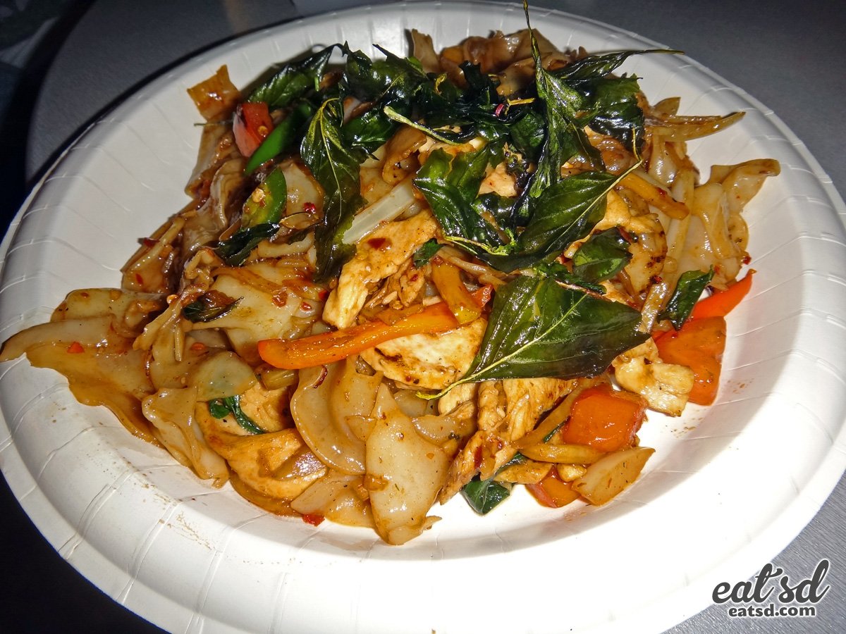 Drunken Noodles for a Sober Food Snob @ Bahn Thai